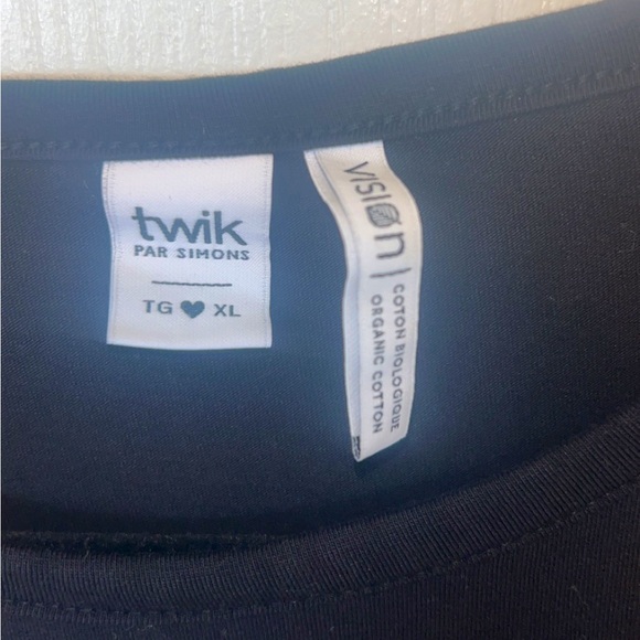 Bedazzled Butterfly Dress - Picture 4 of 4